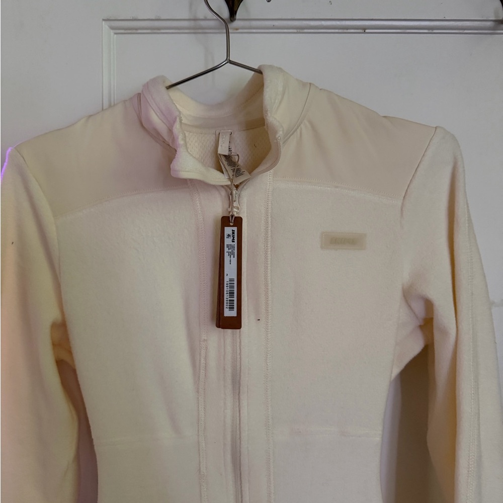 NEW! NEVER WORN SKIMS OUTDOOR FLEECE CATSUIT